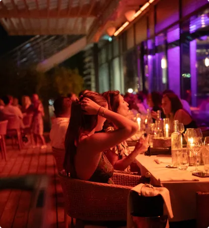 Le Baia Rooftop — ambiance